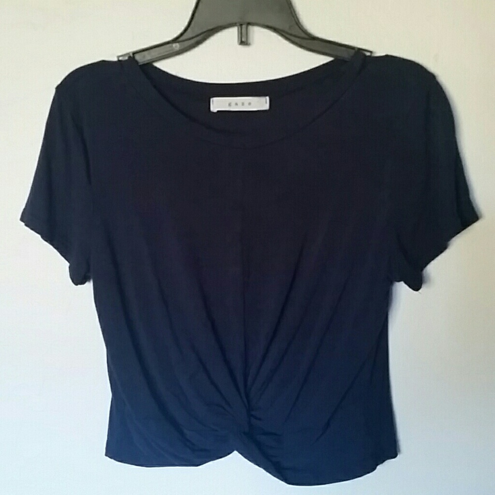 Crop top t-shirt, size small